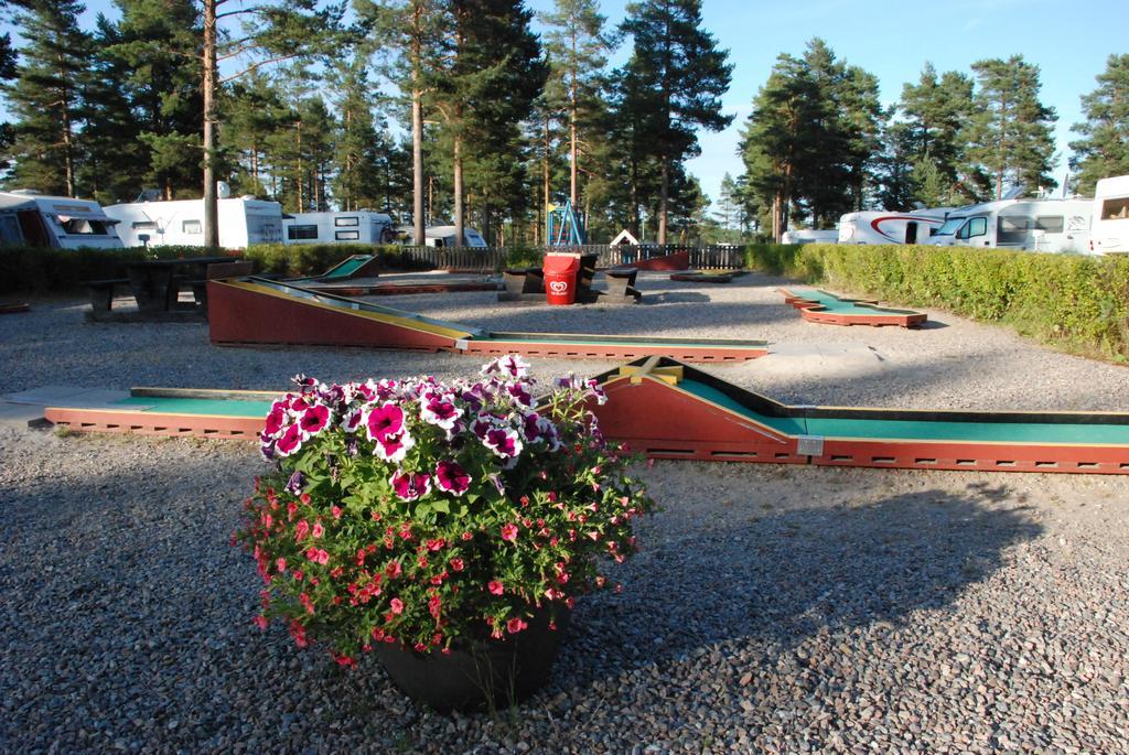 Hostel Hudiksvall Malnbaden Camping 외부 사진