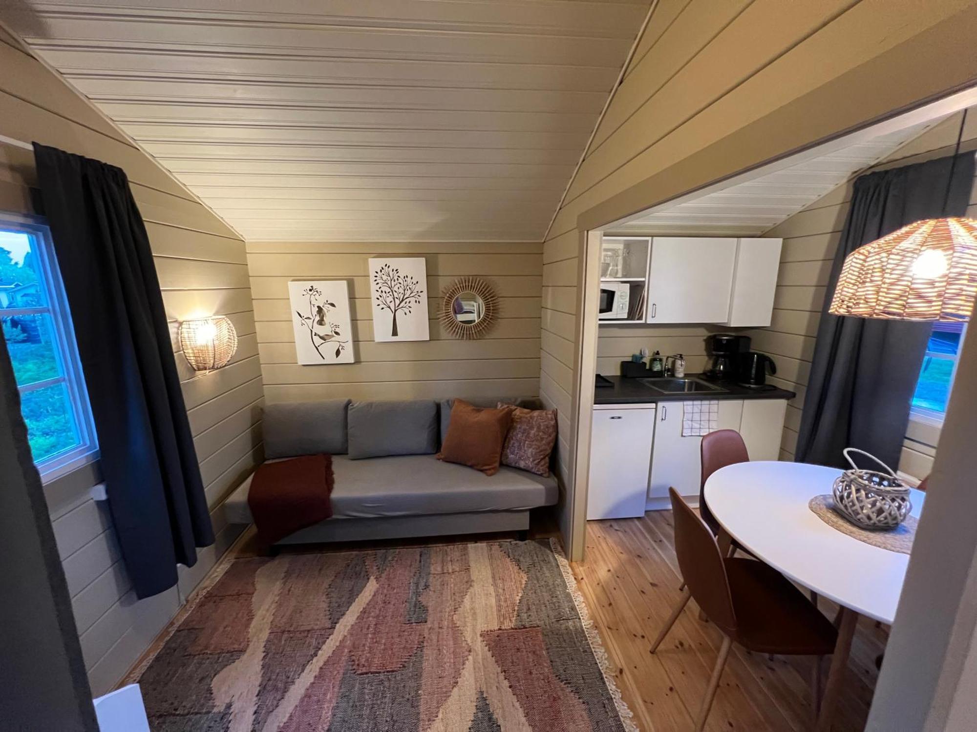 Hostel Hudiksvall Malnbaden Camping 외부 사진